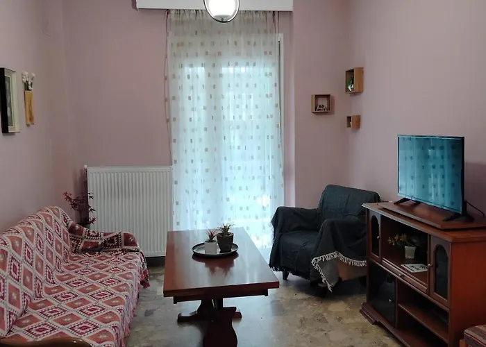 Vintage Apartment In Kalamaria